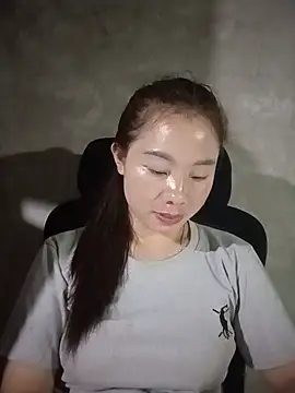 Just-sunbeam live cam on StripChat