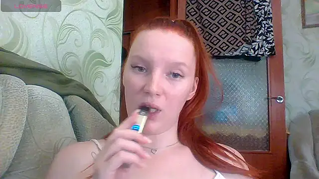 Mary_Blu webcam