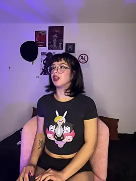 sweett_chocco live cam on StripChat