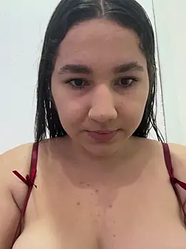 miakhalaf_ webcam