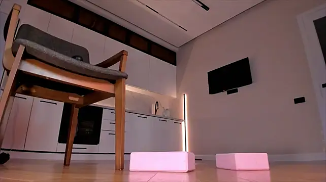 Ella_lee15's live cam