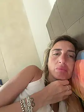 casalinga88 live cam on StripChat
