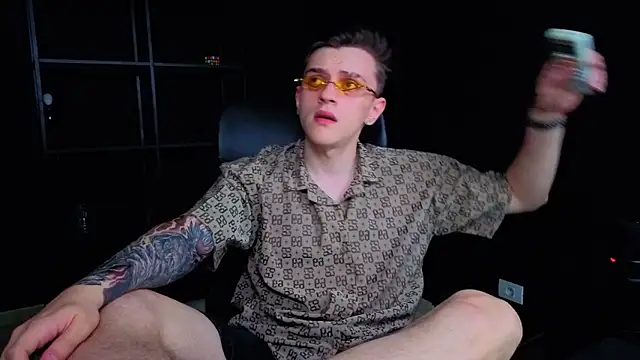 FelixStarkk live cam on StripChat