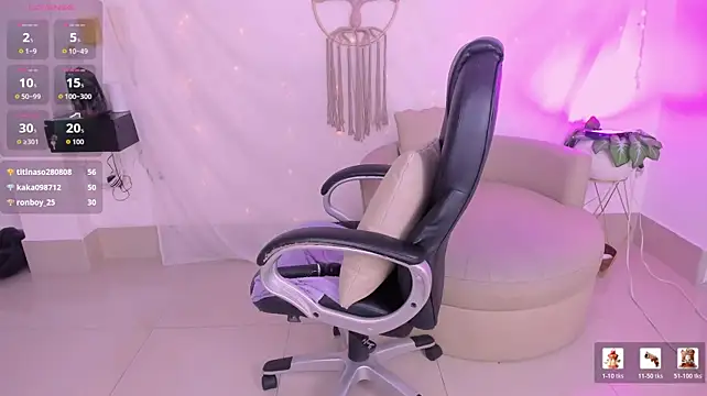 Ginni_charlotte