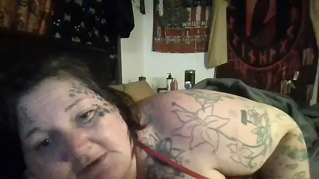 ThorsonFreja live cam on StripChat