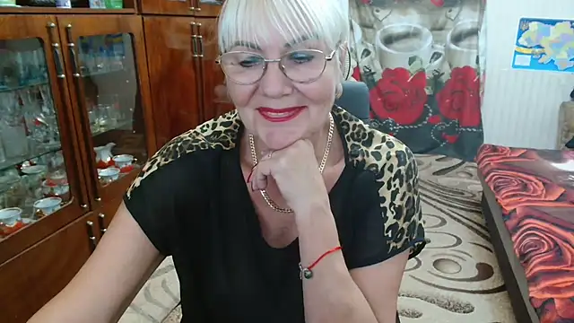 JenaCheim live cam on StripChat