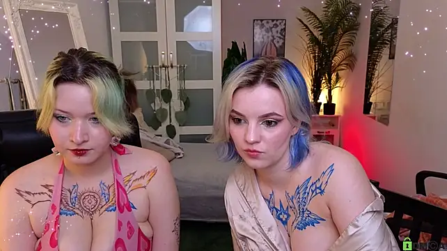bluebeell live cam on StripChat