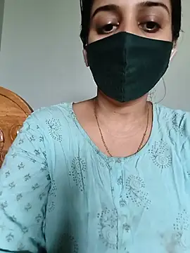 Tamil_shalini live cam on StripChat