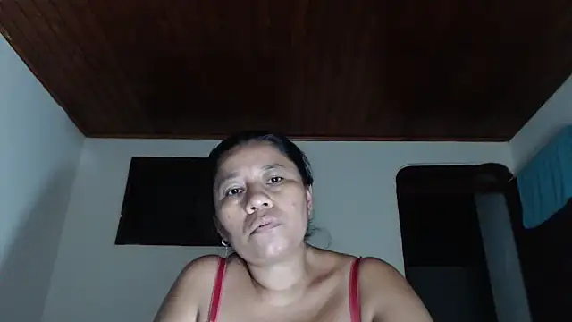 adrixxx38 live cam on StripChat