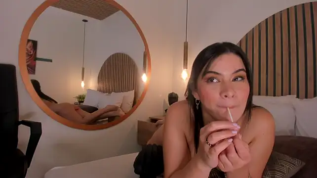 KenyaCopper live cam on StripChat