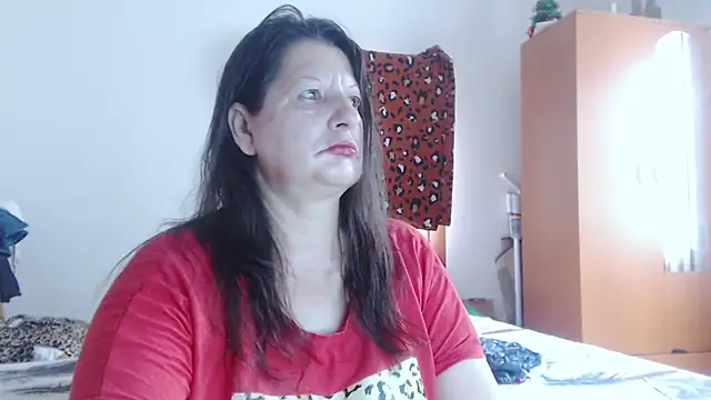 ExtasyMature live cam on StripChat