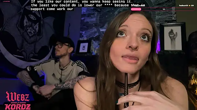 webzandkordz live cam on StripChat
