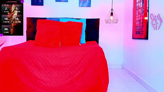 hilary_banks1 live cam on StripChat