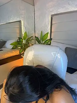 Aprilrose_ live cam on StripChat