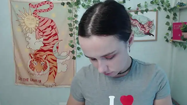 VeryVeryVeryShy_ live cam on StripChat