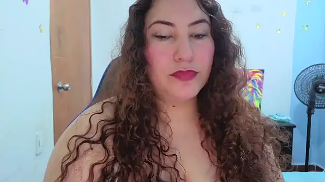 JANNAH_MARTINEZ live cam on StripChat