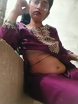 Pooja_shre live cam on StripChat