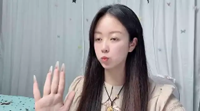 xiaomei1122 live cam on StripChat
