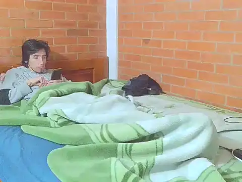 johan70sexy live cam on StripChat