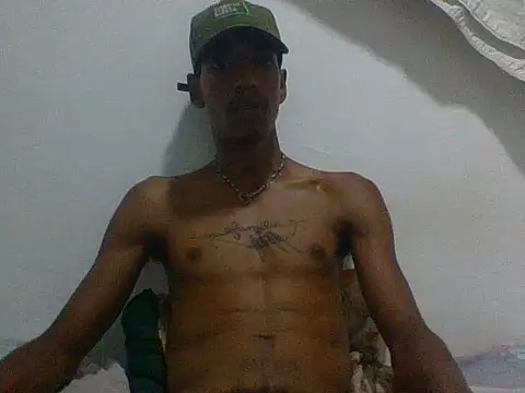 AlbertBigCock live cam on StripChat