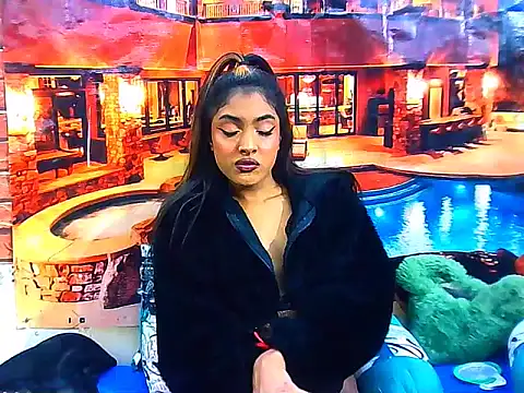 IndianPretty14u2Luv live cam on StripChat