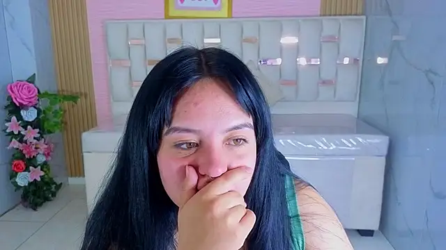 sarita_09_s webcam