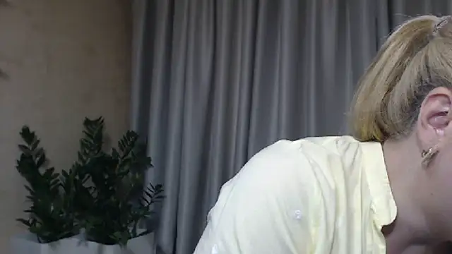 sweetpussy13 💋 naked webcam chat