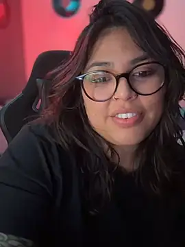 miacanela_xo