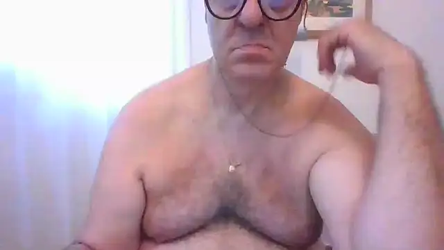 ANONIMO7735 live cam on StripChat