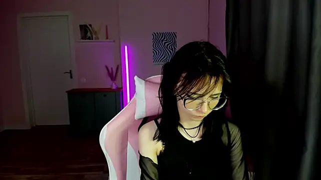 MargoLoooo live cam on StripChat