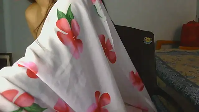 Aarti_misty71 live cam on StripChat