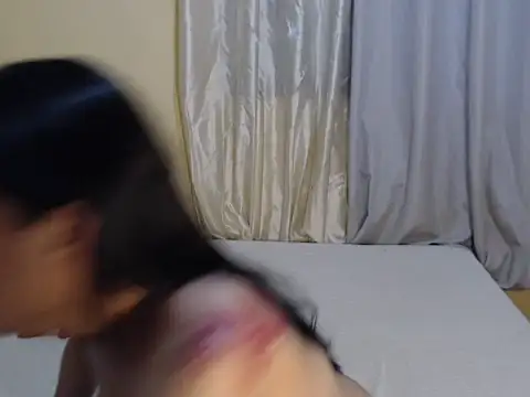 catalinaconsuelo live cam on StripChat