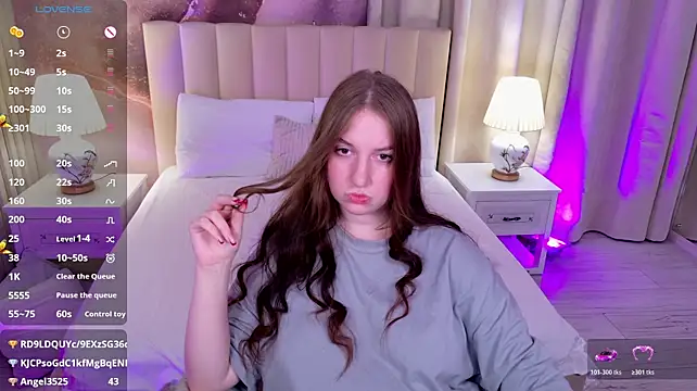 Elisabeth_Binder live cam on StripChat