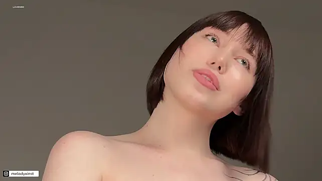 melodyxlove live cam on StripChat