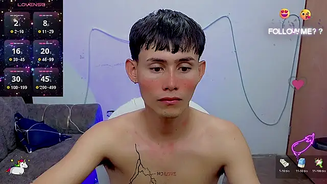 tanjiro_cute live cam on StripChat