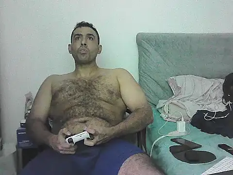 alphalatinobearx live cam on StripChat