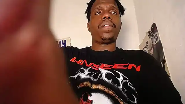 BlackRunning live cam on StripChat