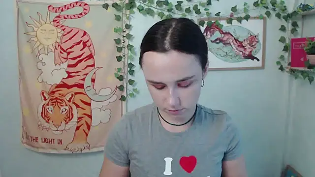 VeryVeryVeryShy_ live cam on StripChat
