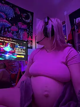 Cutiepiespanks live cam on StripChat