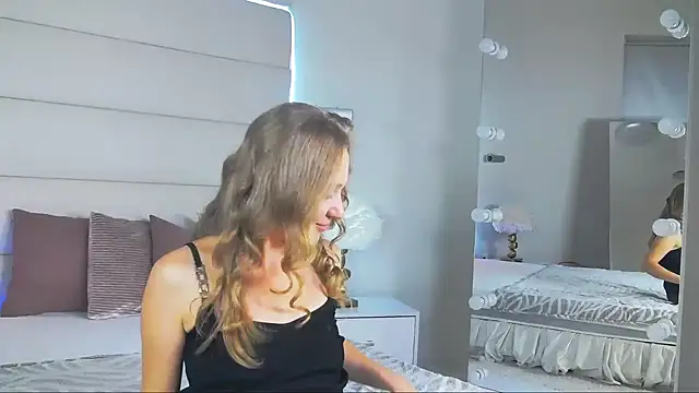 KamilaLod live webcam