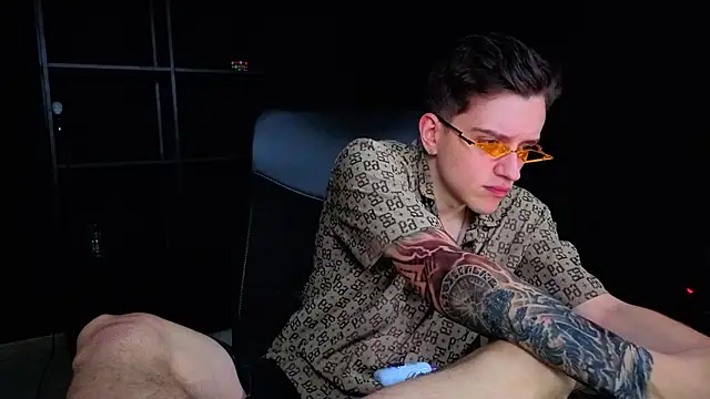 FelixStarkk live cam on StripChat
