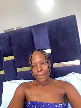 sis27 (F young) - A lot of squirts in doggy 💦
