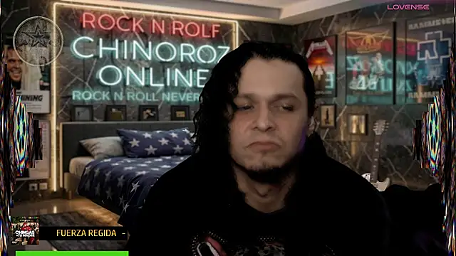 chino_roz live cam on StripChat