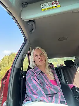 merlindave (F young) - Finger pussy/naked 🥵✌️🤪