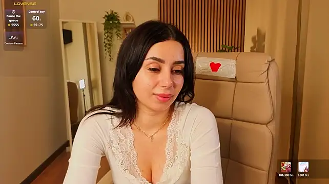 _Ha1ey_ live cam on StripChat
