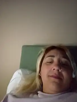 Manuzinha2209 live cam on StripChat