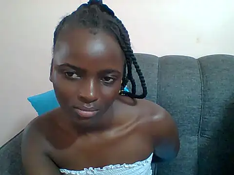 Beauty-Glam live cam on StripChat