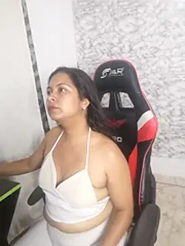 Zarinamoon webcam