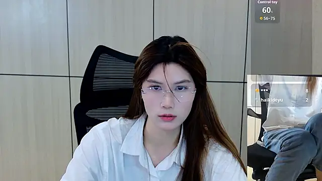 zhen-68 live cam on StripChat