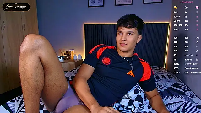Leo_Savage_ live cam on StripChat